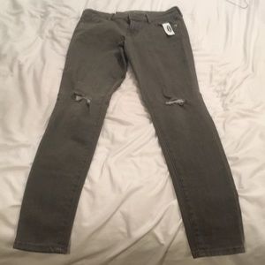 Old Navy Gray Rockstar Skinny Jeans. Brand New!